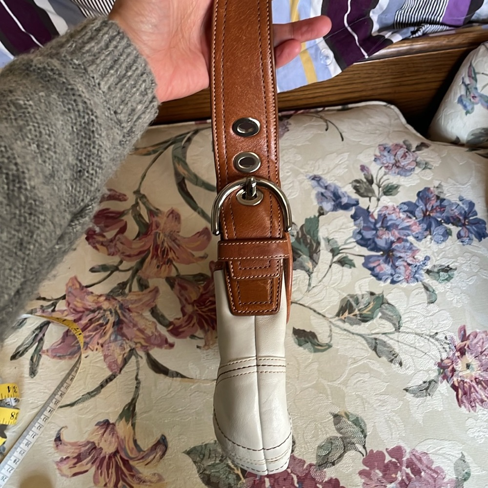 Coach leather shoulder bag - Picture 4 of 10